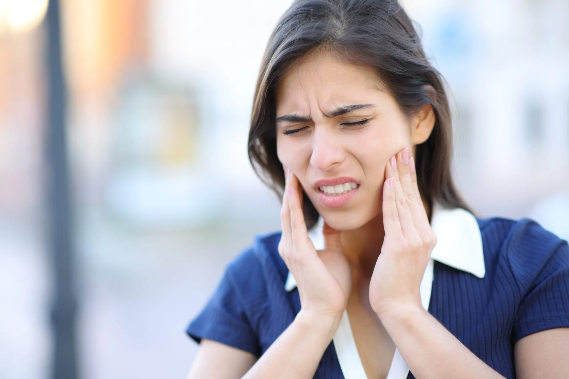 woman with mouth pain